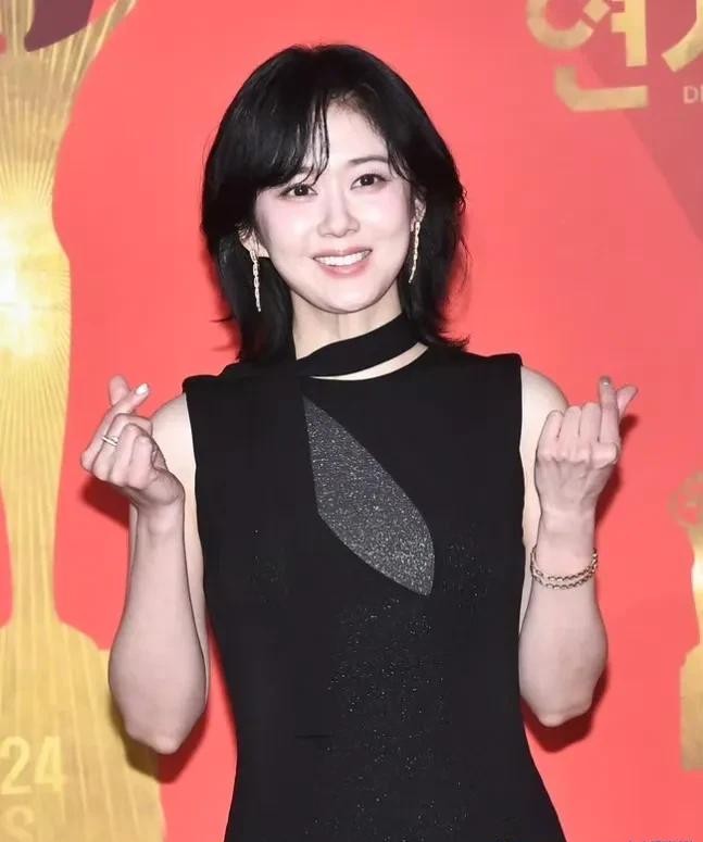 張娜拉獲SBS演技大賞