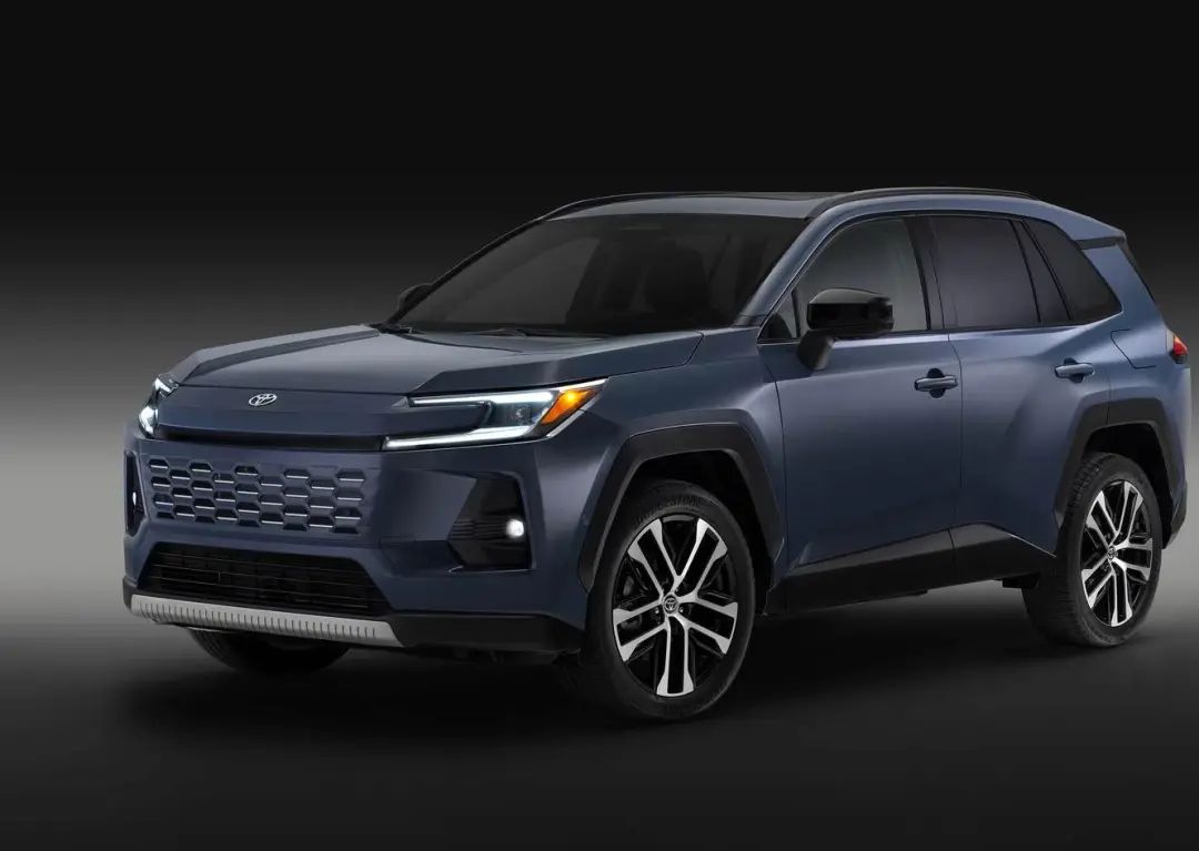 全新豐田RAV4發(fā)布:看起來更加硬朗,老牌選手還有多少吸引力?