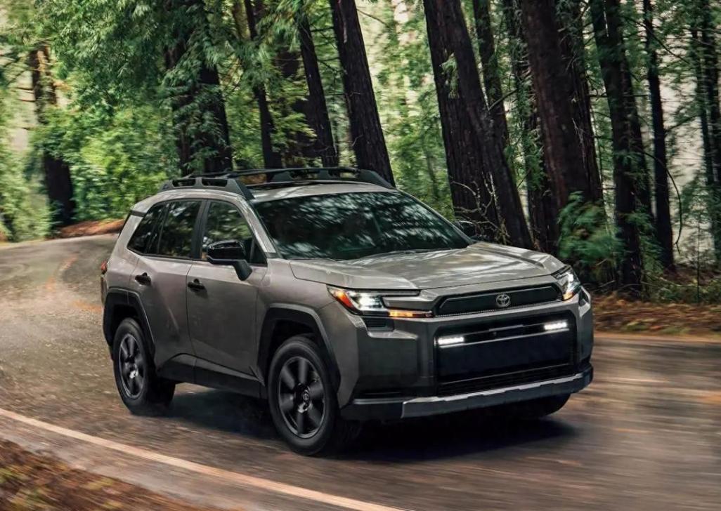全新豐田RAV4發(fā)布:看起來更加硬朗,老牌選手還有多少吸引力?