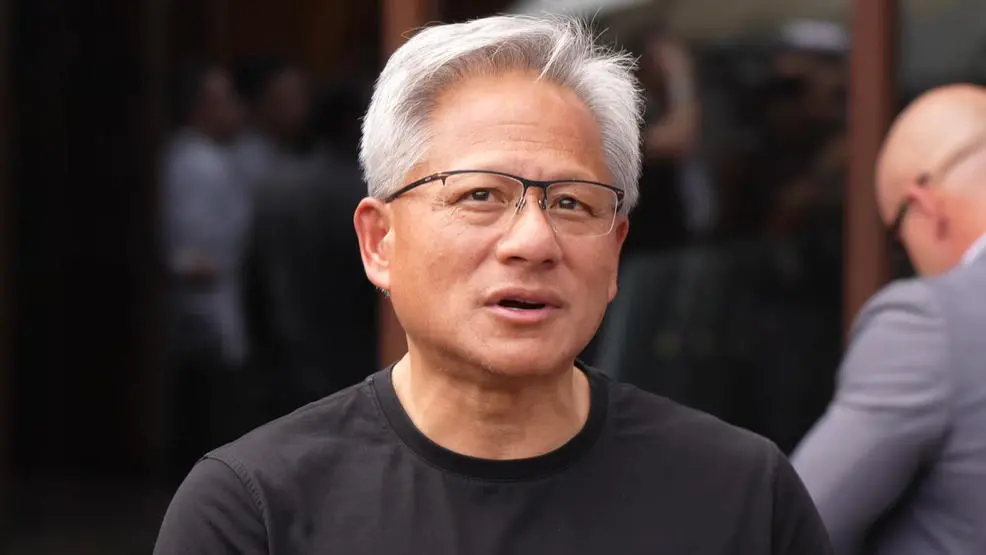 黃仁勛媒體會(huì)實(shí)錄：華為很強(qiáng)、DeepSeek是突破，中國(guó)AI讓英偉達(dá)不得不持續(xù)下注
