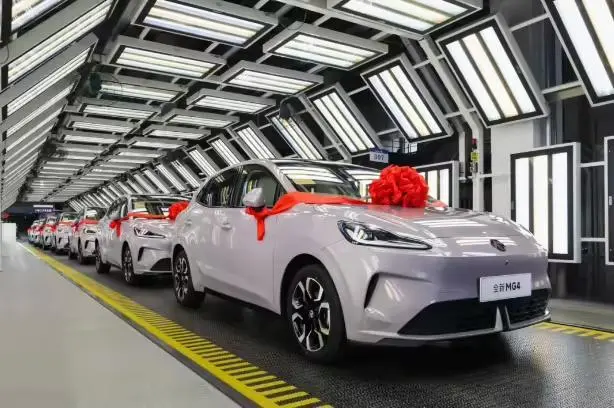上汽邵景峰：新能源車時(shí)代的最大困境是同質(zhì)化，摘掉標(biāo)大家都一樣
