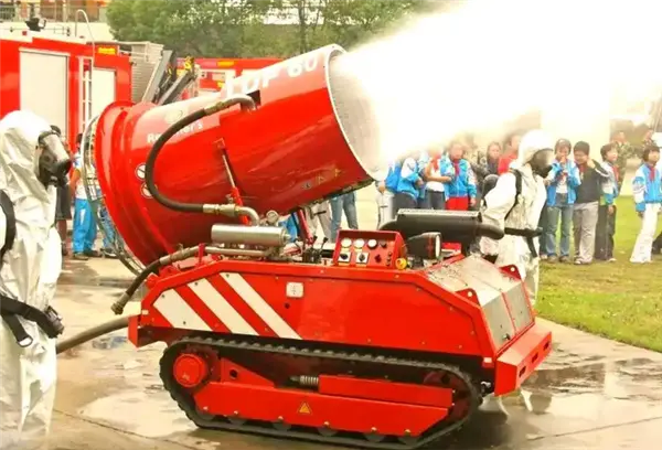 蘇州主場降溫機器人出大招：具備吹風、排煙、滅火三合一功能