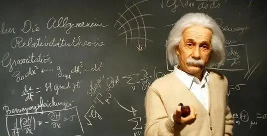 楊振寧:一個公式統治世界